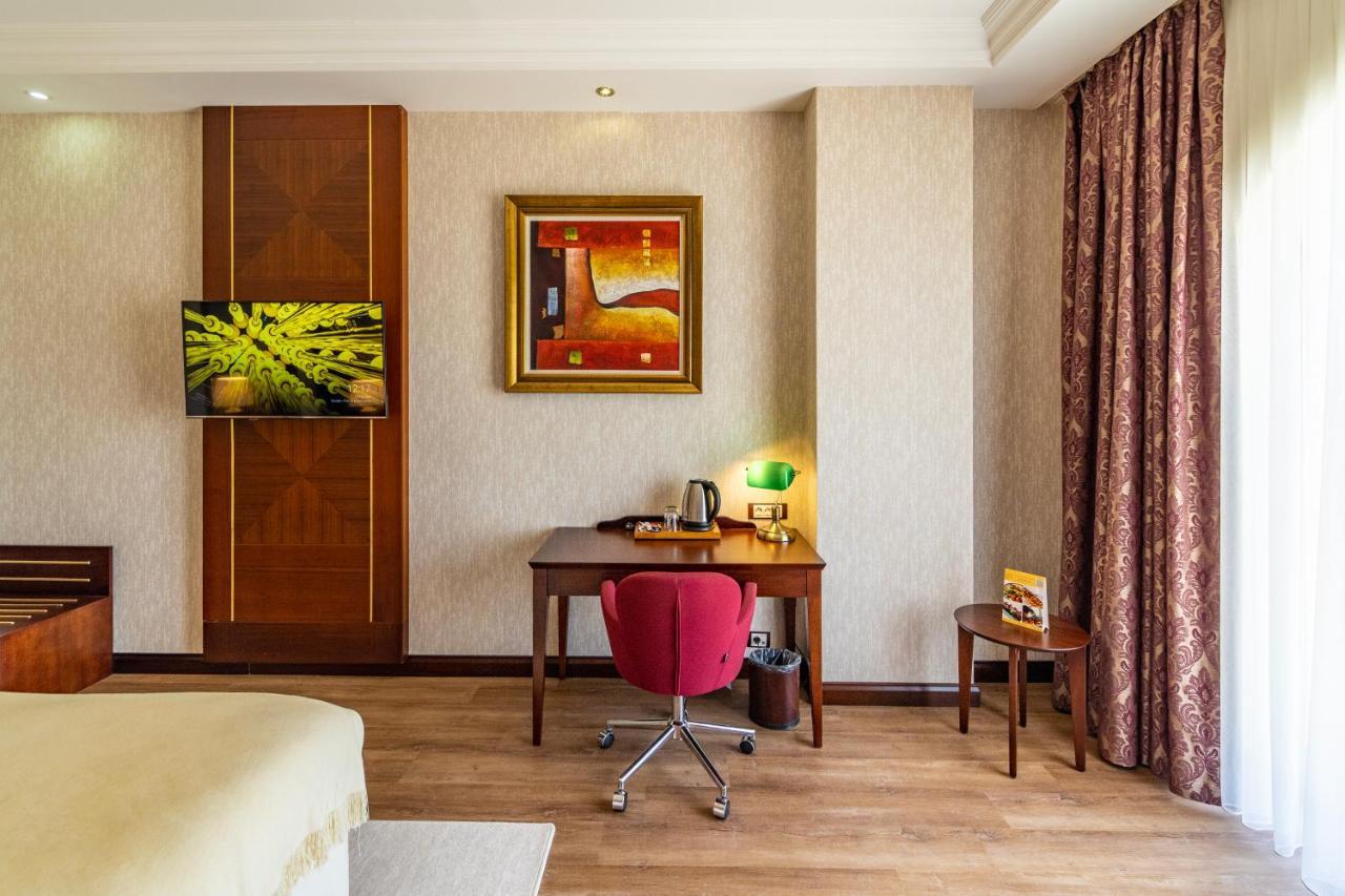 Wellborn Luxury Hotel Kocaeli Exteriör bild